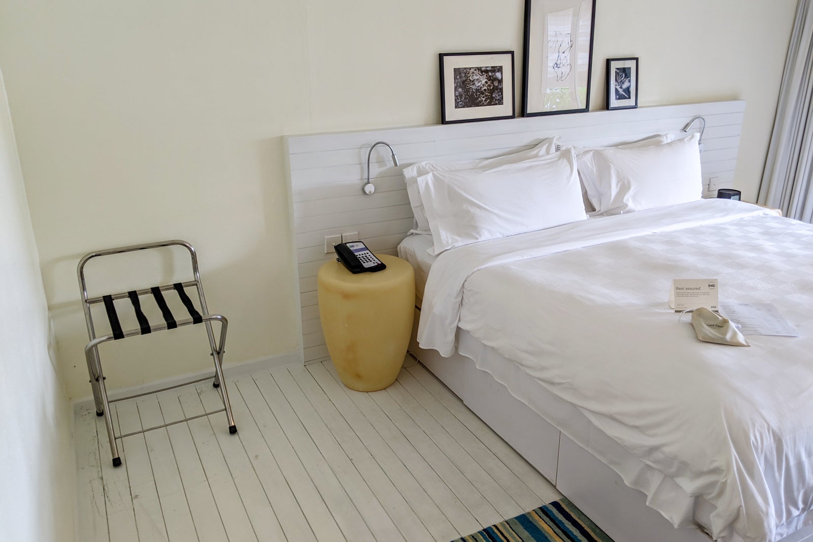 Ocean view villa with beach access at Holiday Inn Resort Kandooma Maldives