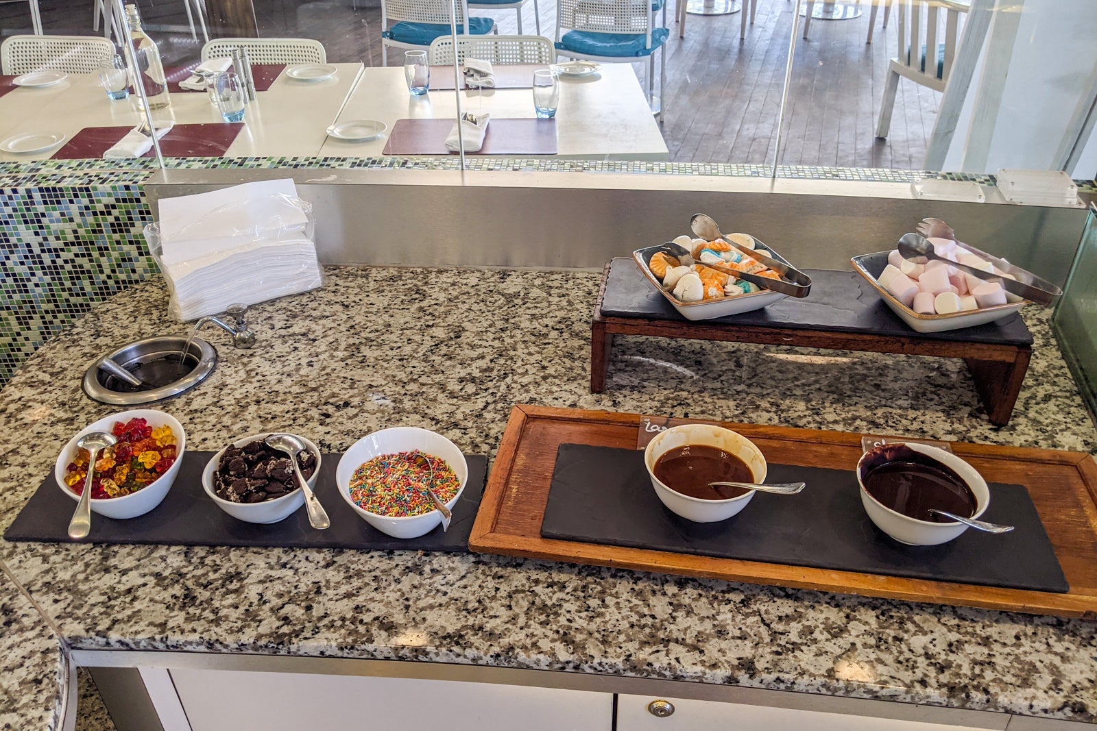 Buffet at Holiday Inn Resort Kandooma Maldives