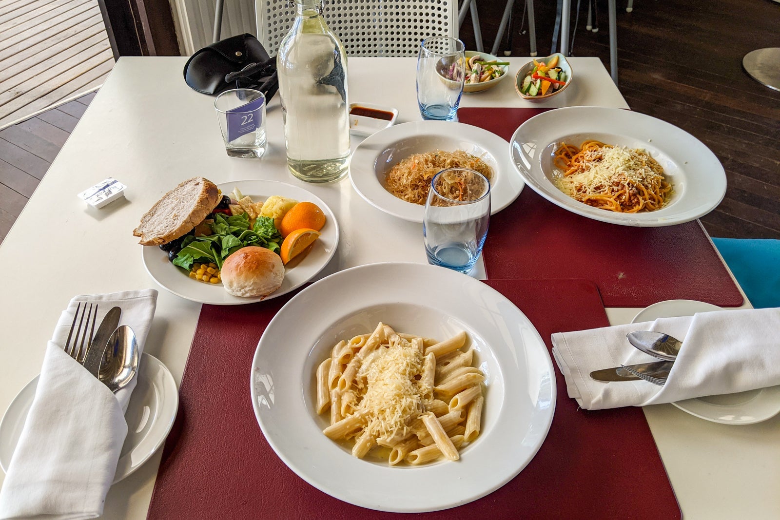 Buffet at Holiday Inn Resort Kandooma Maldives