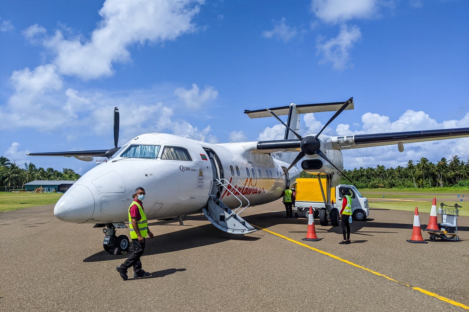 Deplaning at Kadhdhoo airport