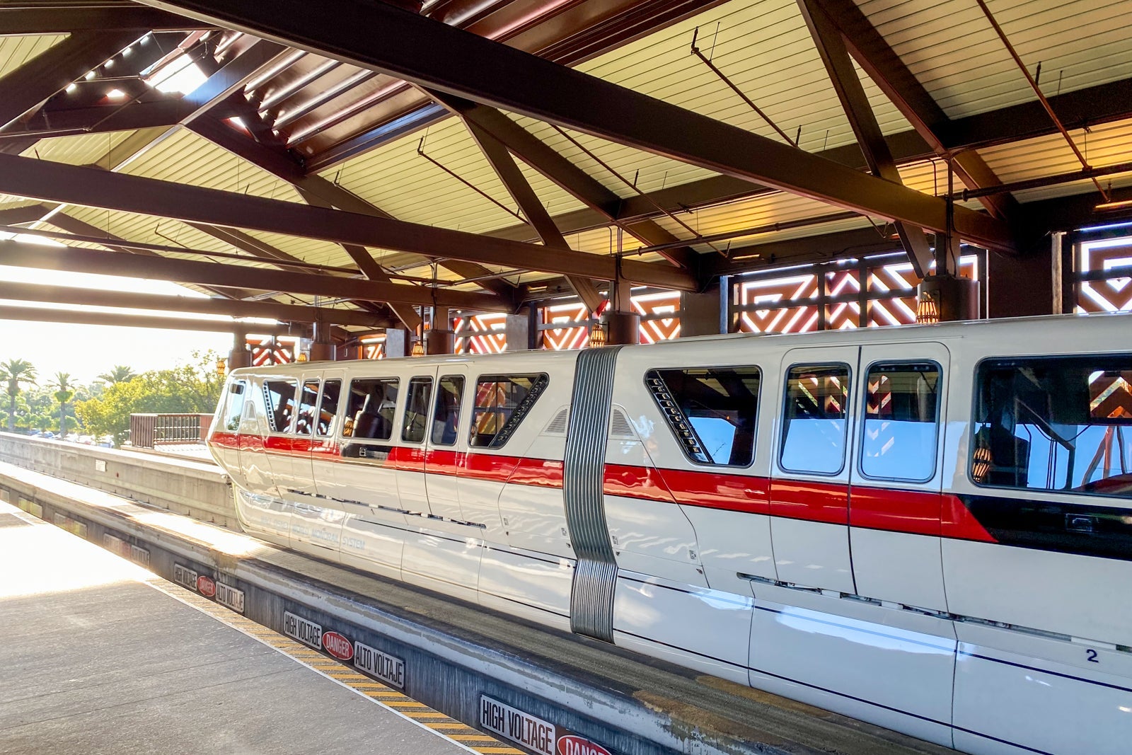 monorail stop