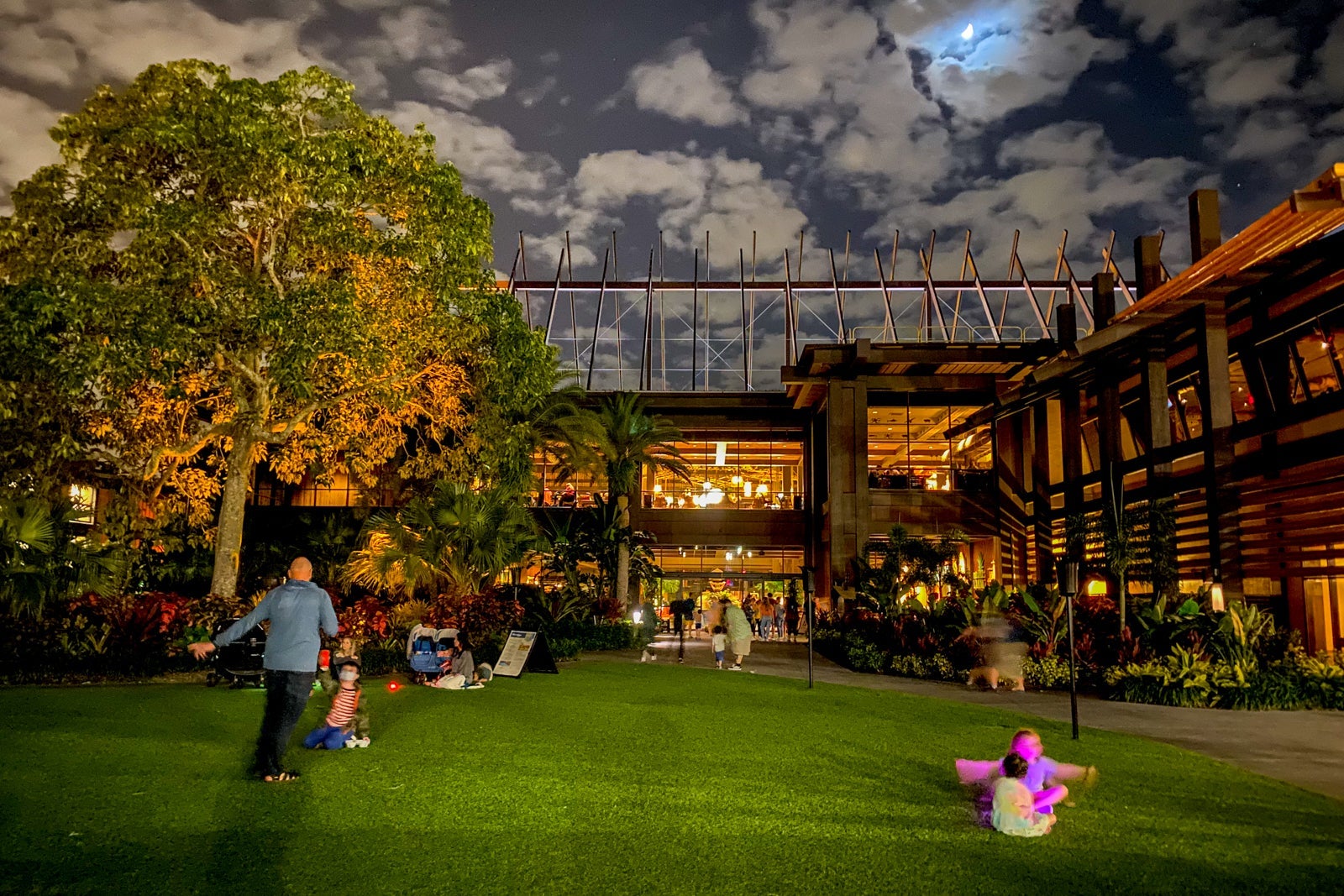 hotel lawn