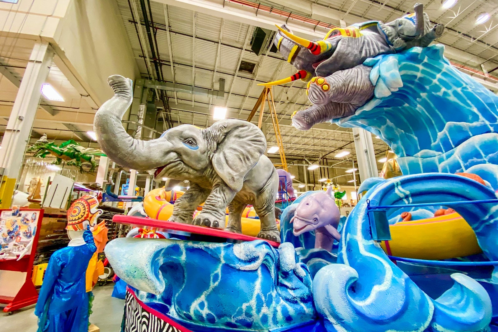 Wave of Wonder float at the Macy's Thanksgiving Day Parade 2021