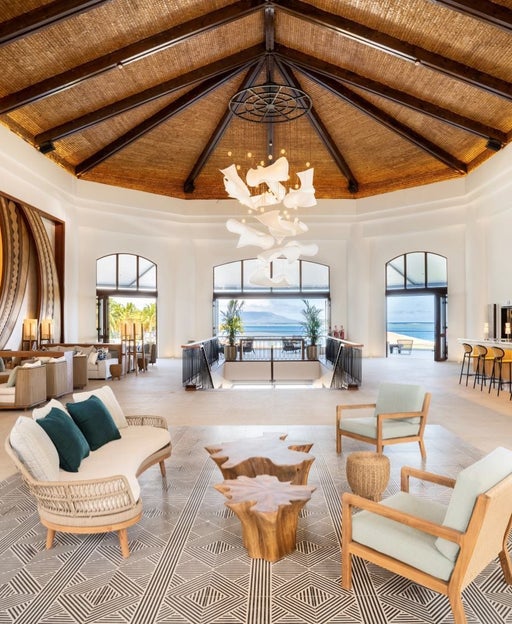 Hilton Hotel Tahiti Lobby