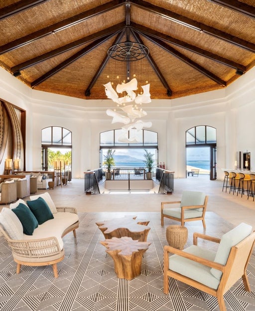 Hilton Hotel Tahiti Lobby