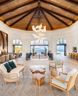 Hilton Hotel Tahiti Lobby