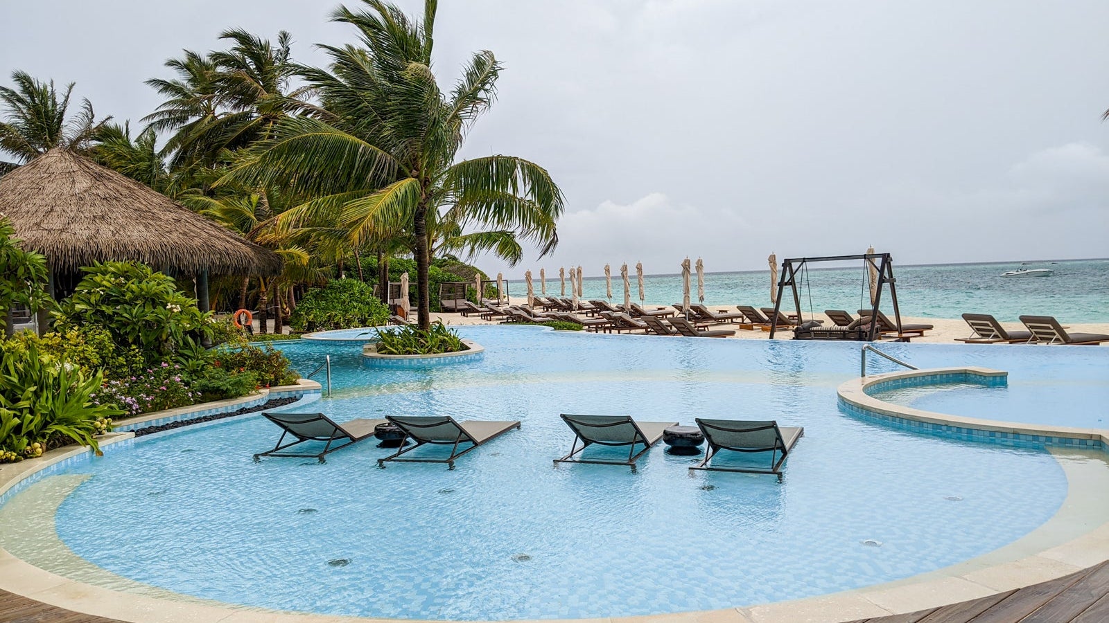 InterContinental Maldives Maamunagau