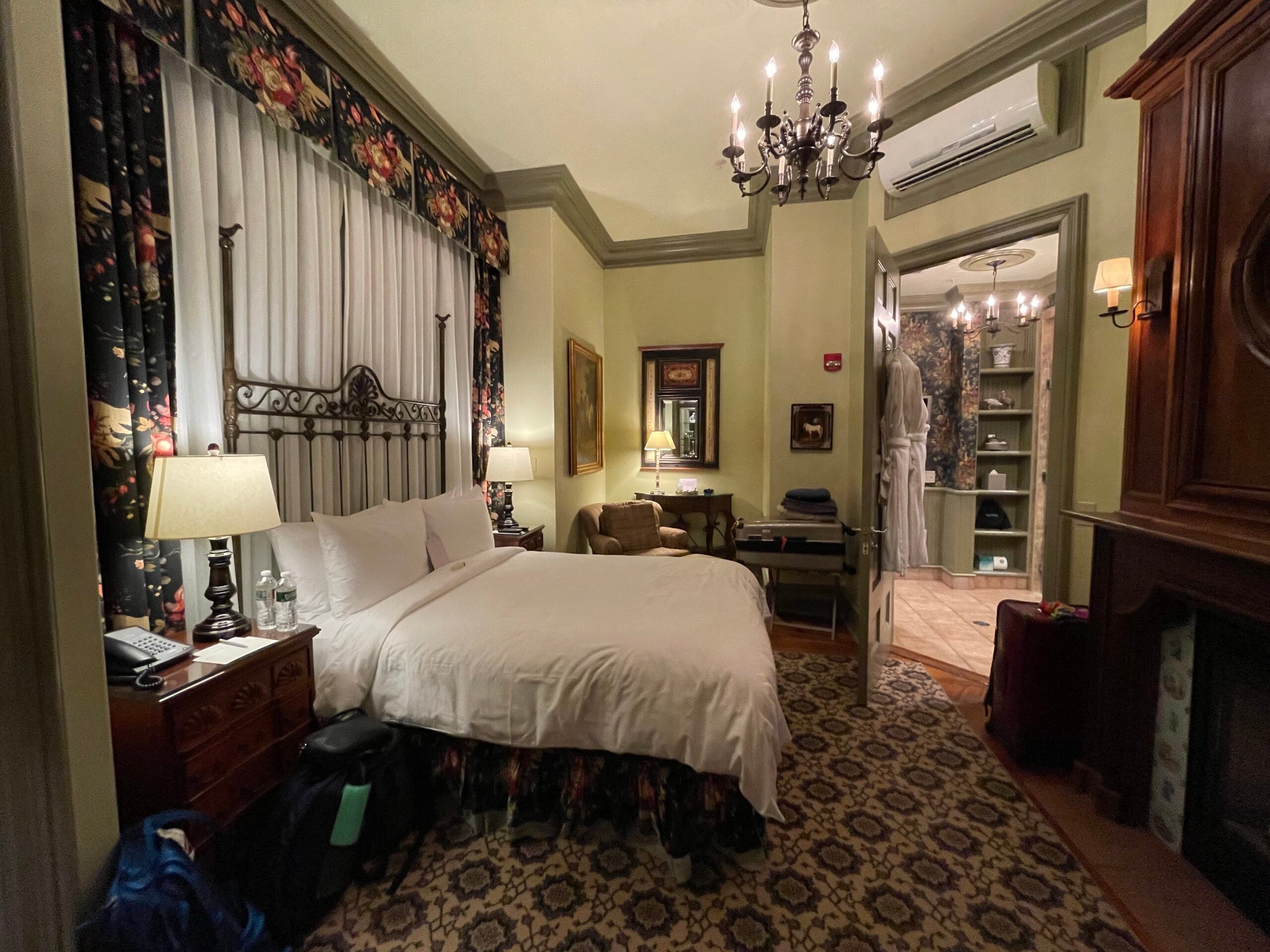 ATTACHMENT DETAILS Spacious-accessible-room-at-The-Chanler-at-Cliff-