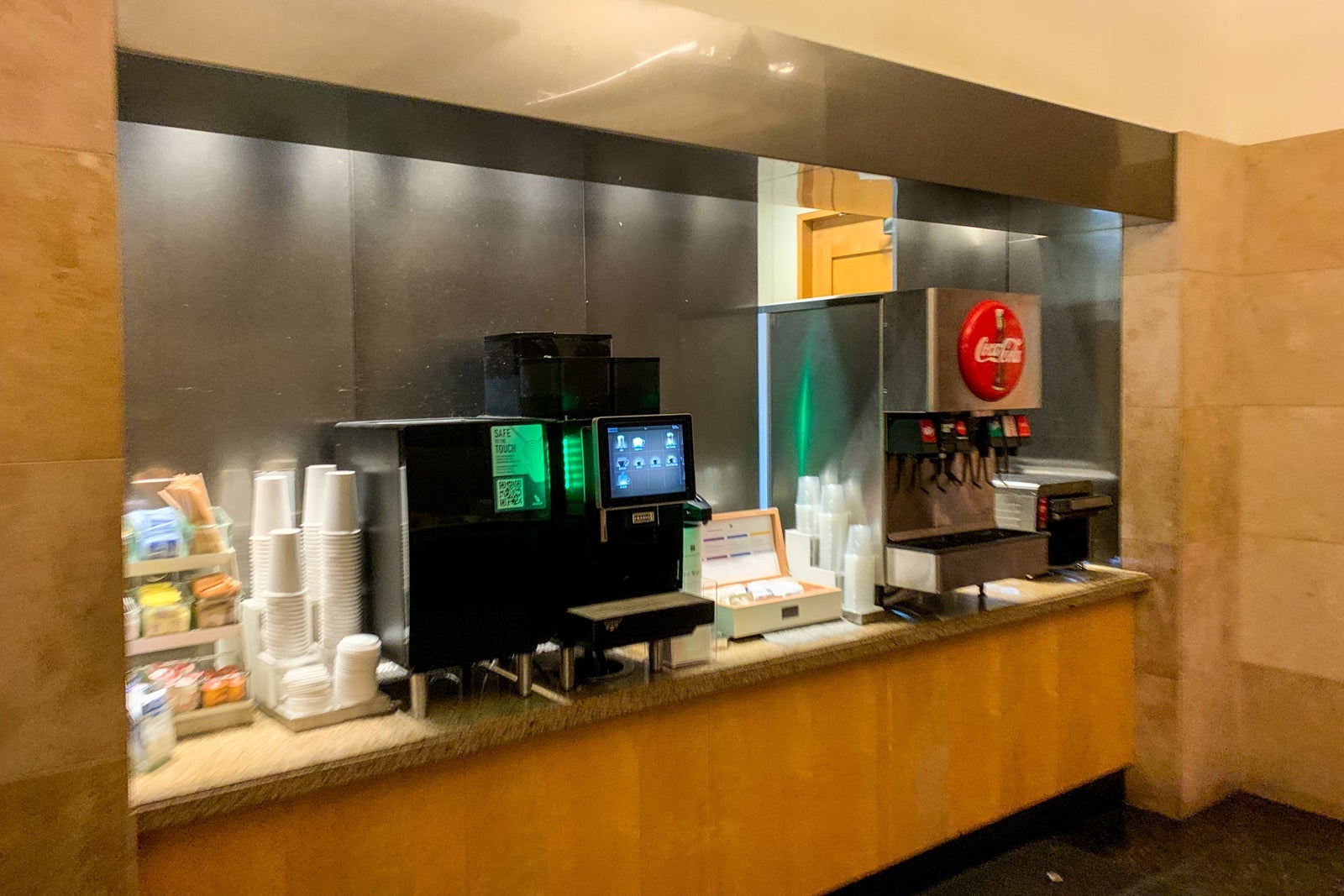 AA Admirals Club DFW Terminal C
