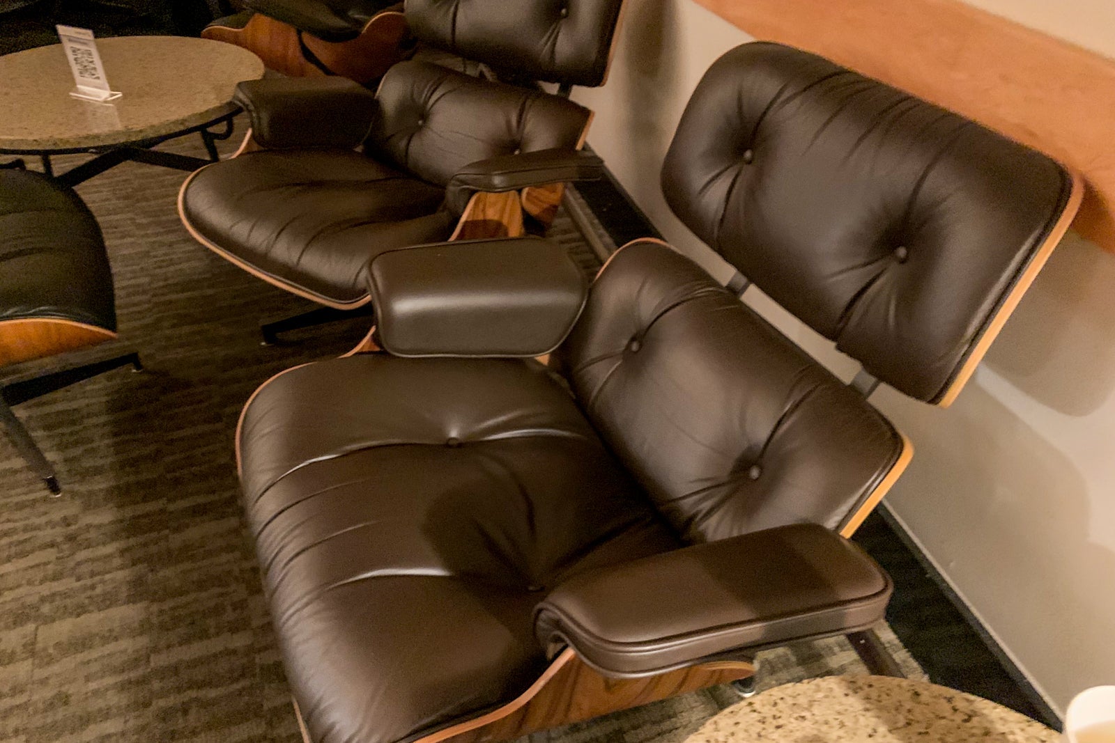 AA Admirals Club DFW Terminal C