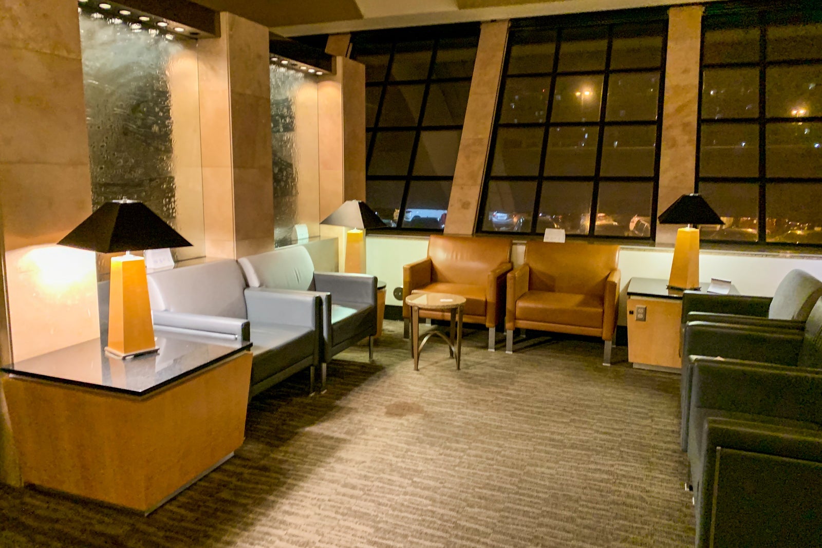 AA Admirals Club DFW Terminal C