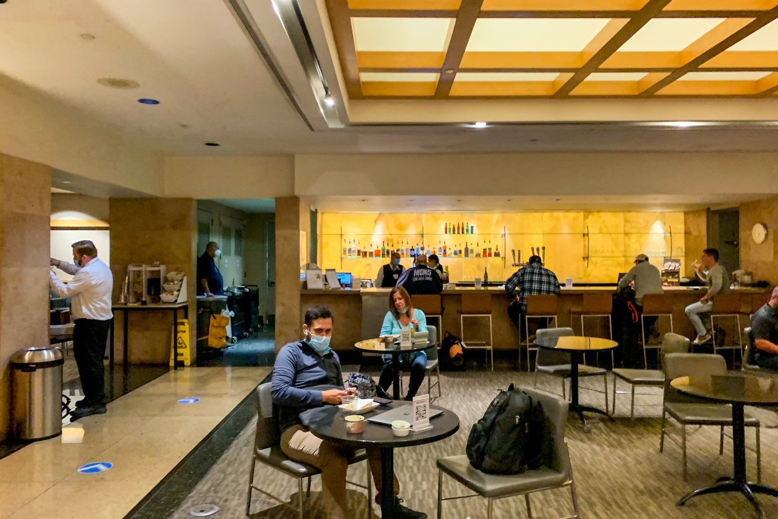 AA Admirals Club DFW Terminal C
