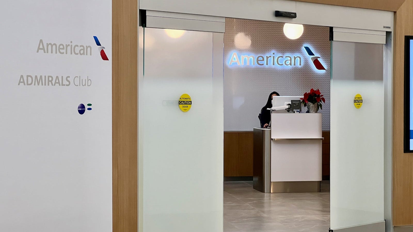 American Airlines LaGuardia Airport Western Concourse New Admira