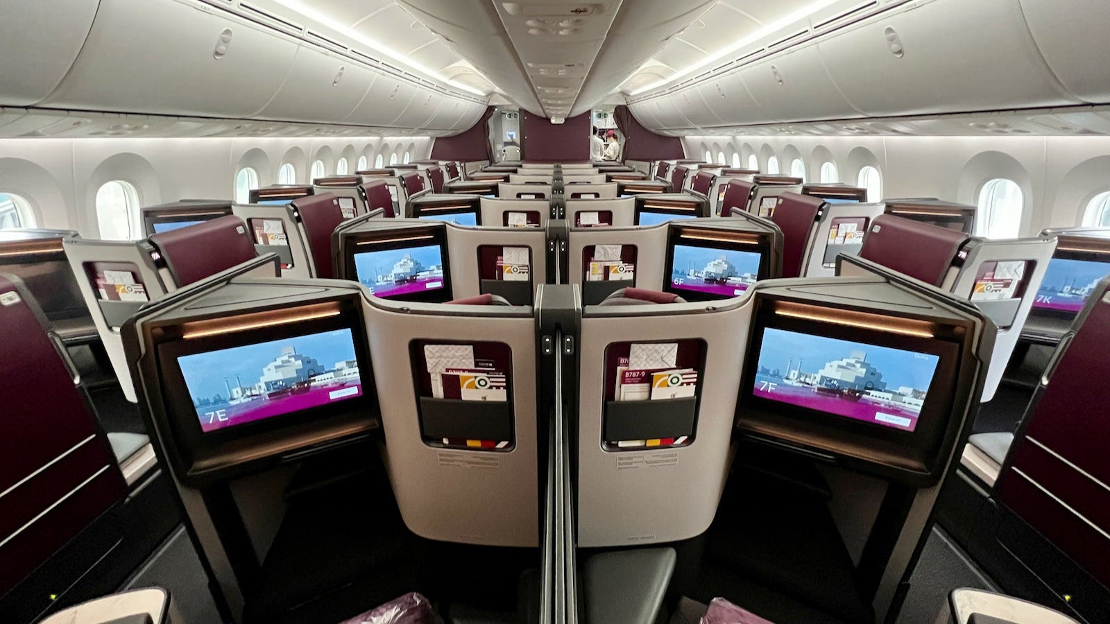 Qatar Airways Business Class Boeing 787-9