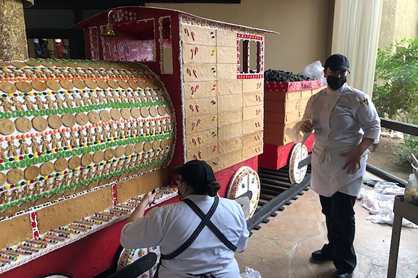 El Conquistador Tucson gingerbread train