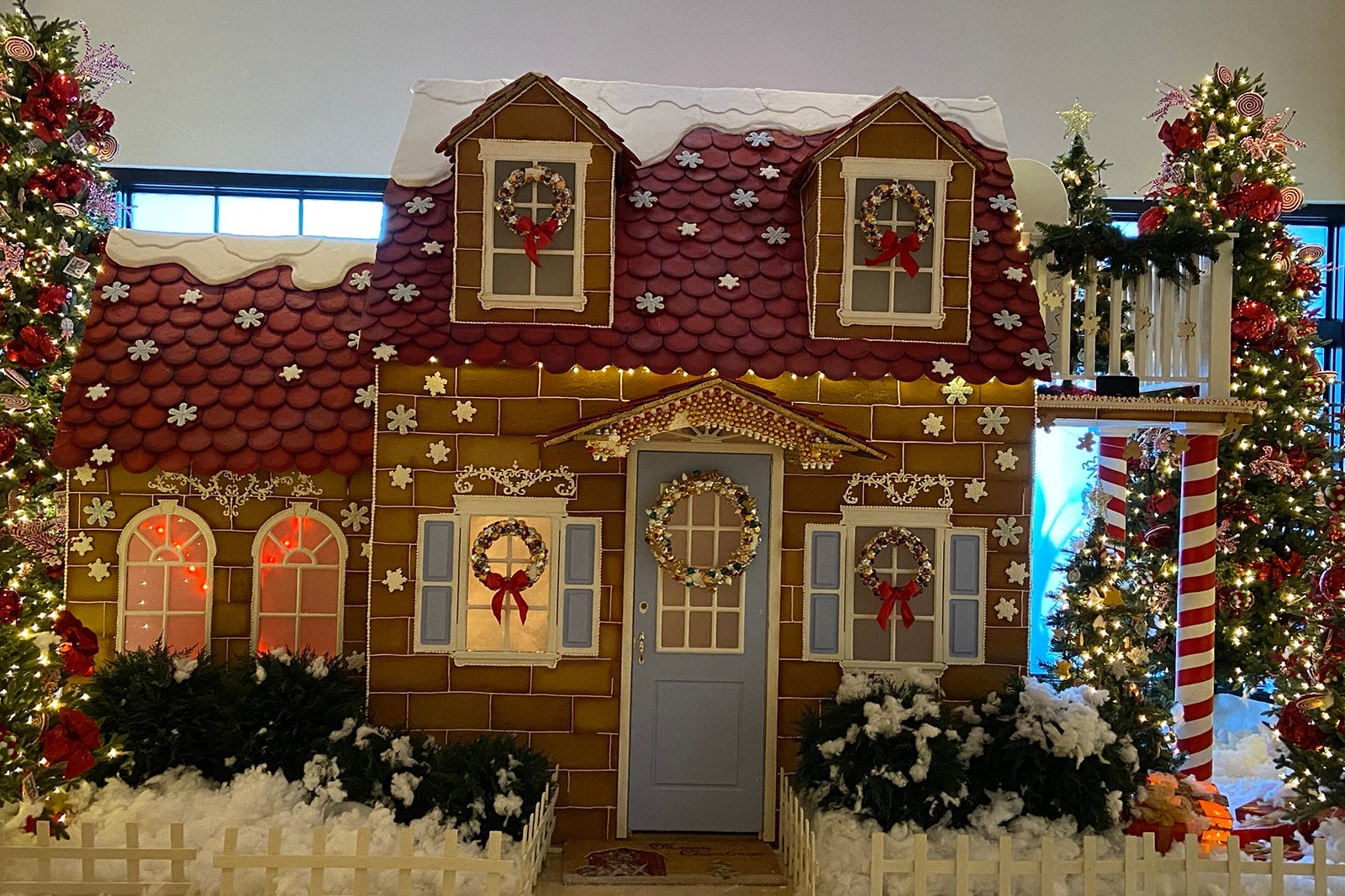 The Ritz-Carlton Orlando, Grande Lakes - gingerbread house