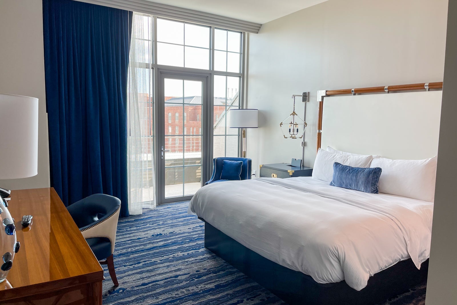 King river view room at the JW Marriott Savannah Plantside