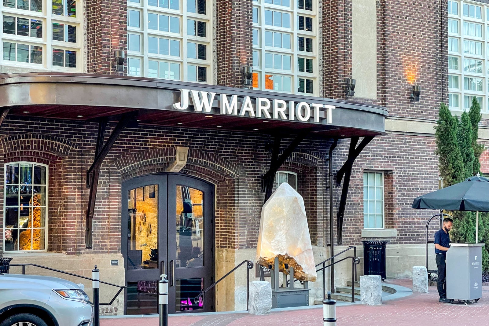 JW Marriott Savannah Plant Riverside Power Plant lobby entrance