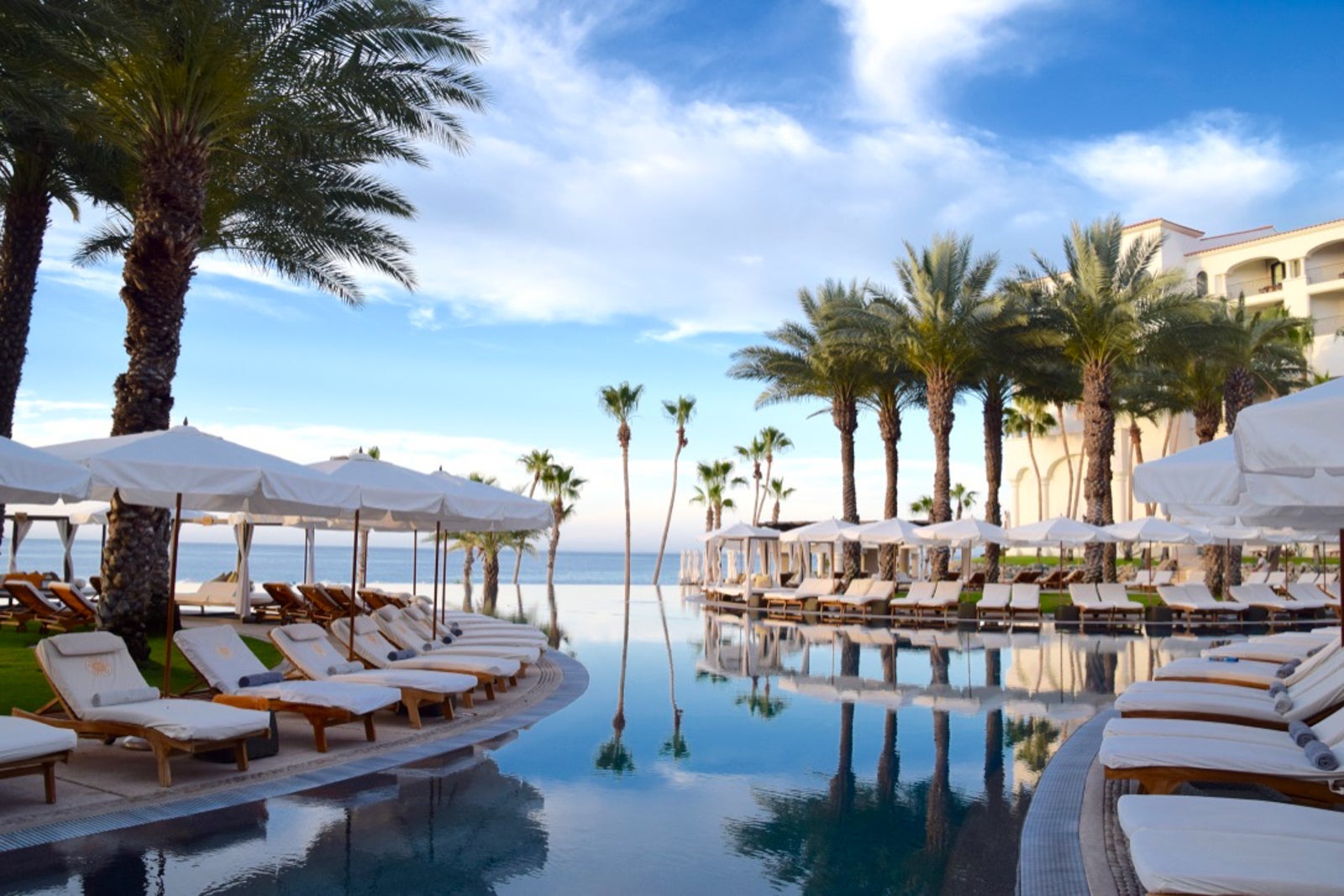 Hilton Honors Amex Business card review: Elite perks on a budget