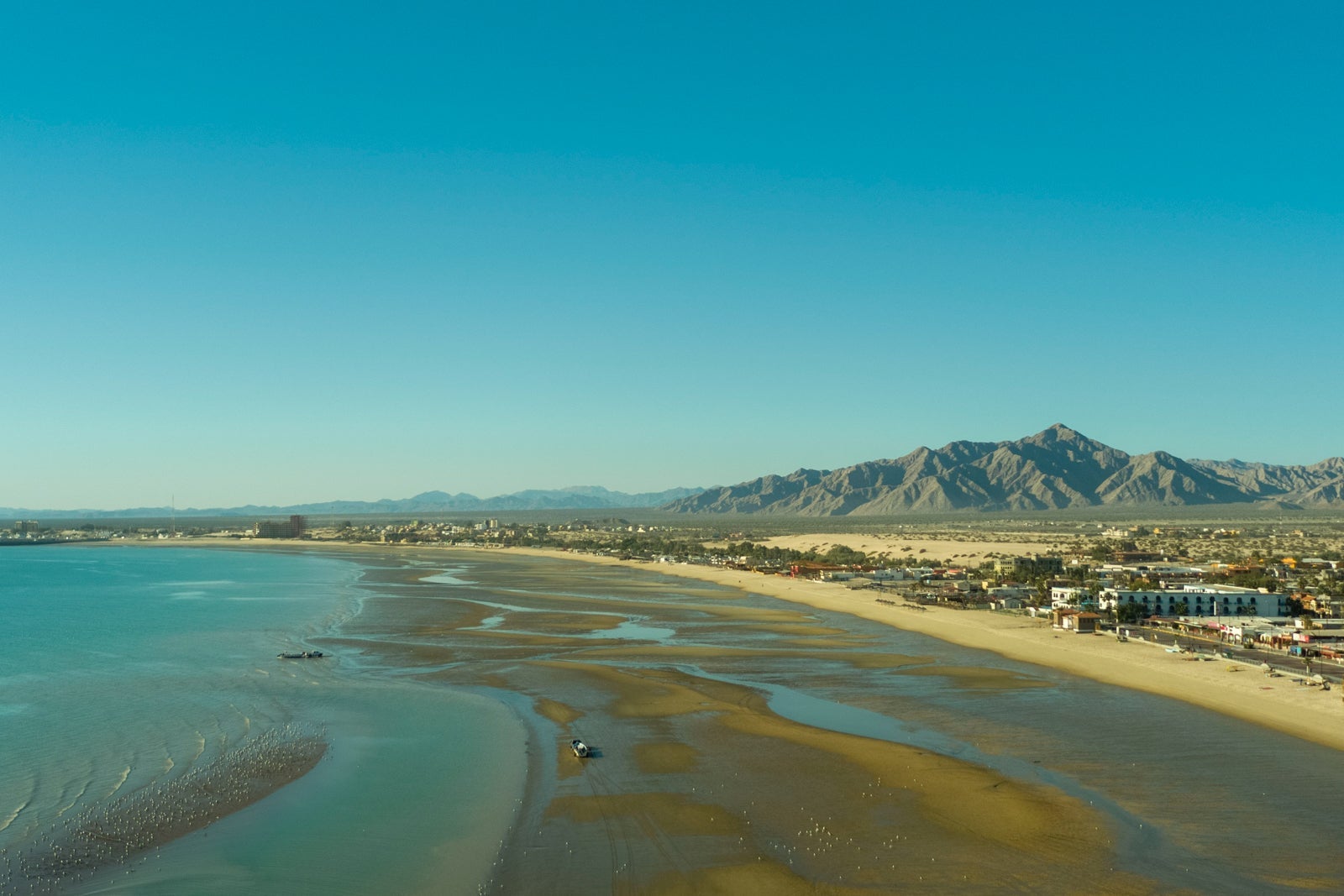 Low tide at one of the beaches of San Filipe, Mexico