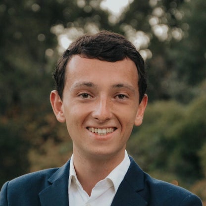 Kyle Olsen headshot