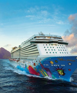Norwegian Cruise Line ships ranked by size from biggest to smallest — the complete list