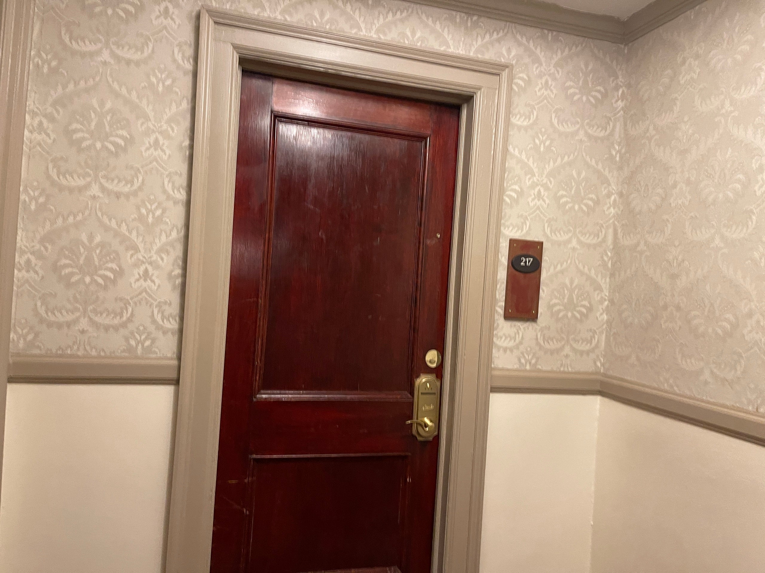 What it's like to stay at the 'haunted' Stanley Hotel - The Points Guy, image size:2560x1920