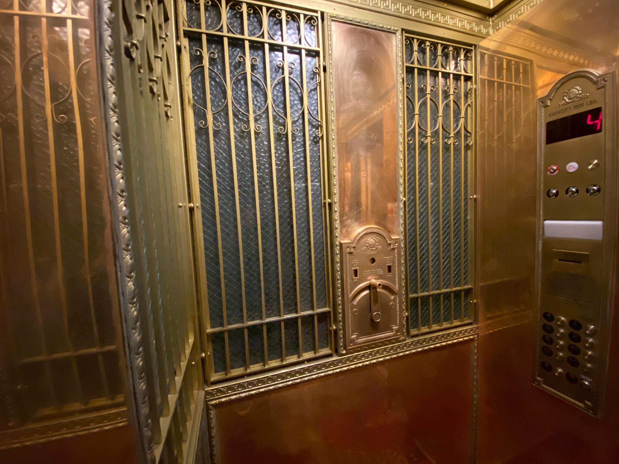 What it's like to stay at the 'haunted' Stanley Hotel - The Points Guy, image size:2560x1920