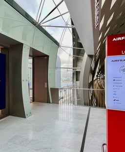 Inside Air France's new and much improved 2-story lounge in Paris