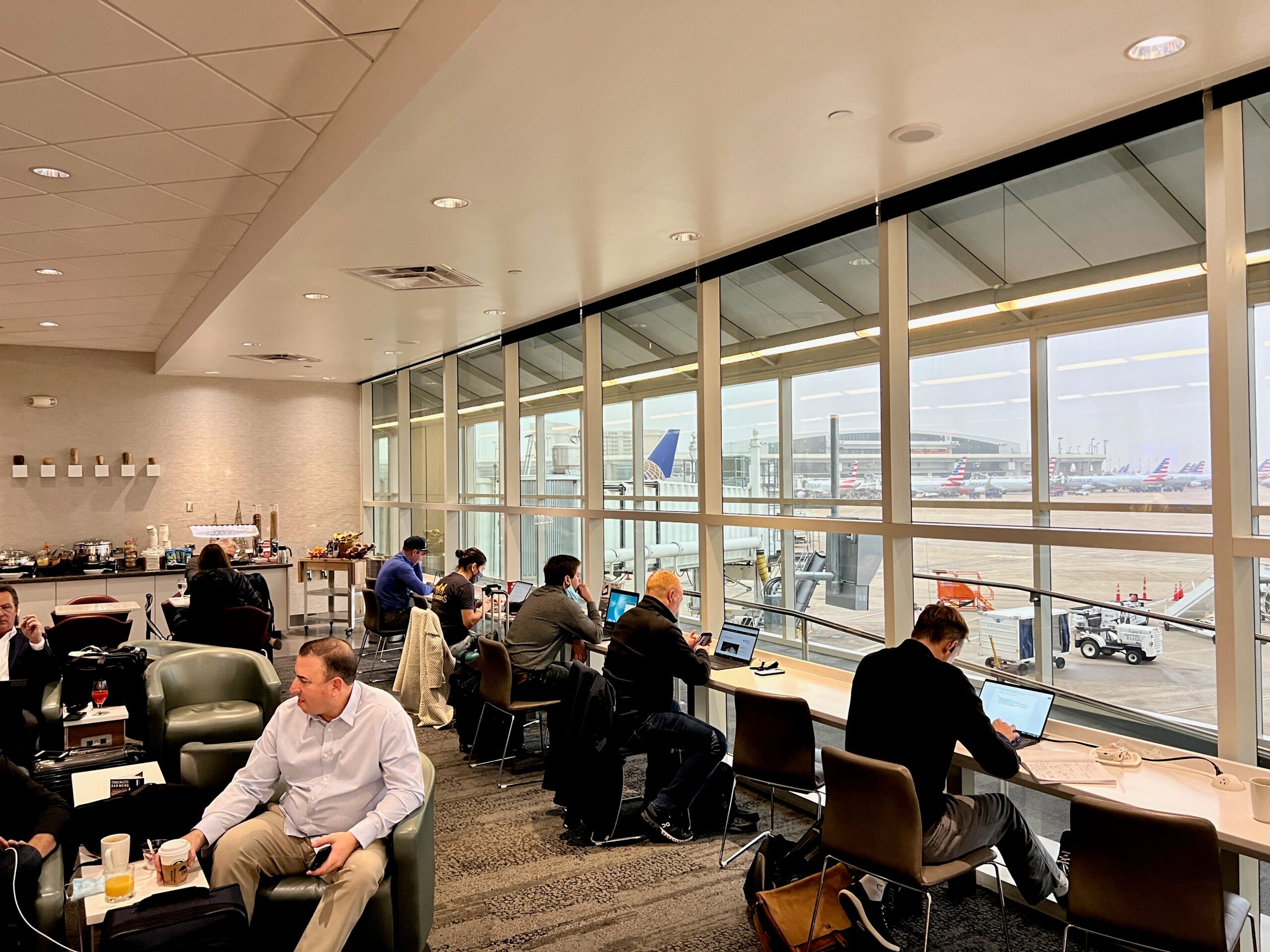 DFW Sky Club near tarmac