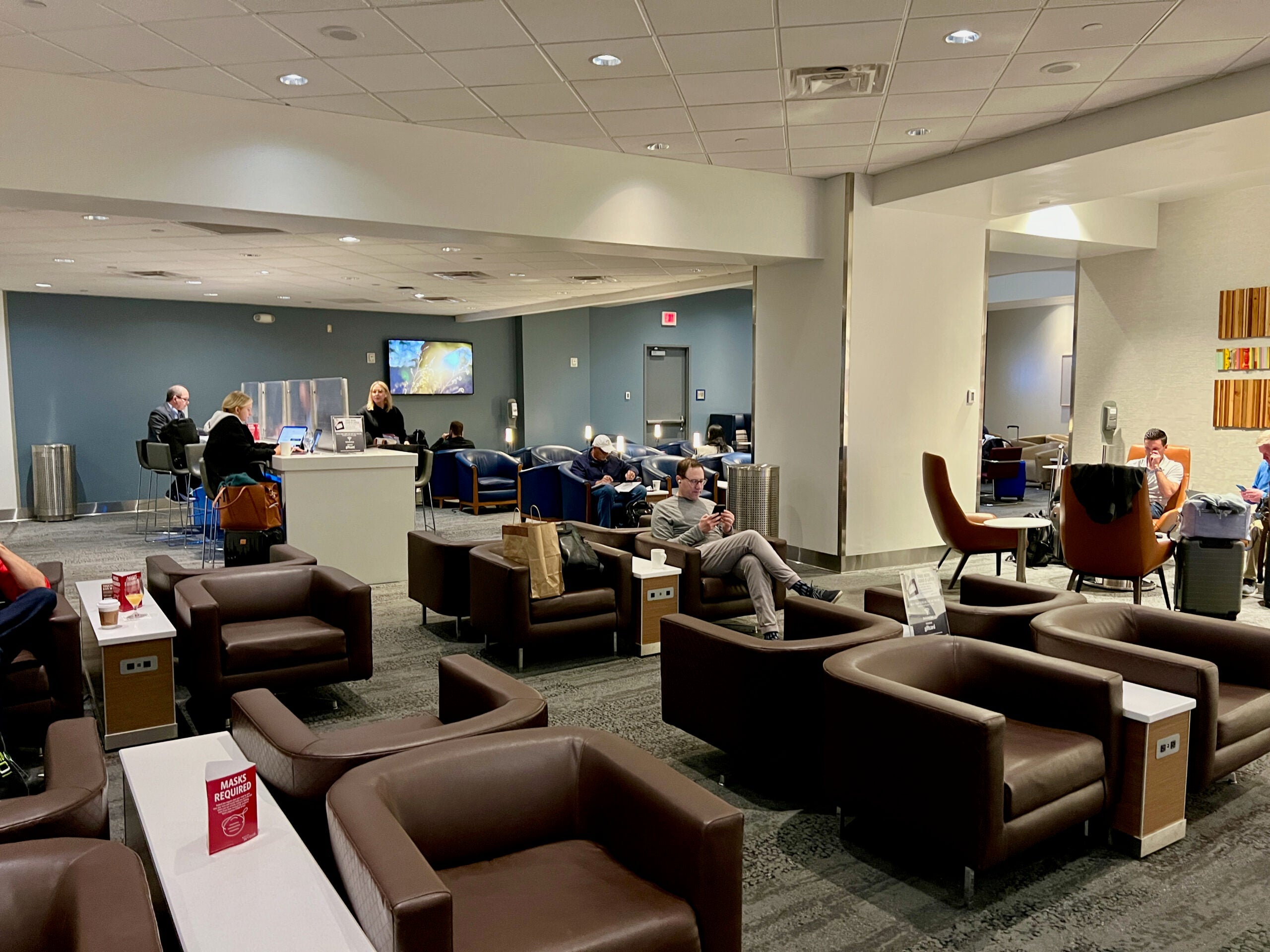 DFW Sky Club near tarmac