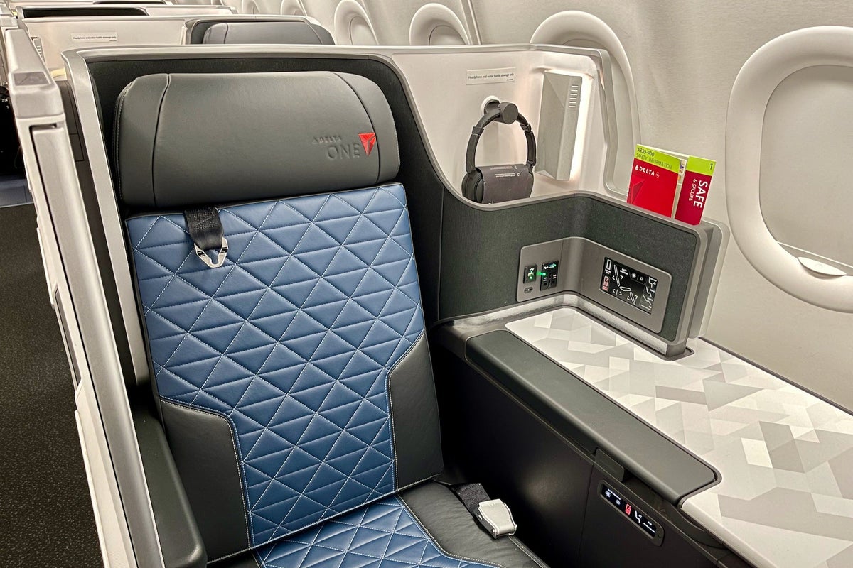 Delta One Suites on the Airbus A330neo