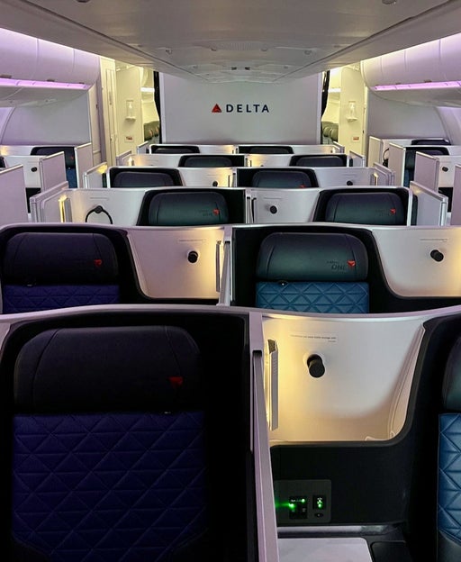Delta One Suites Airbus A330-900neo