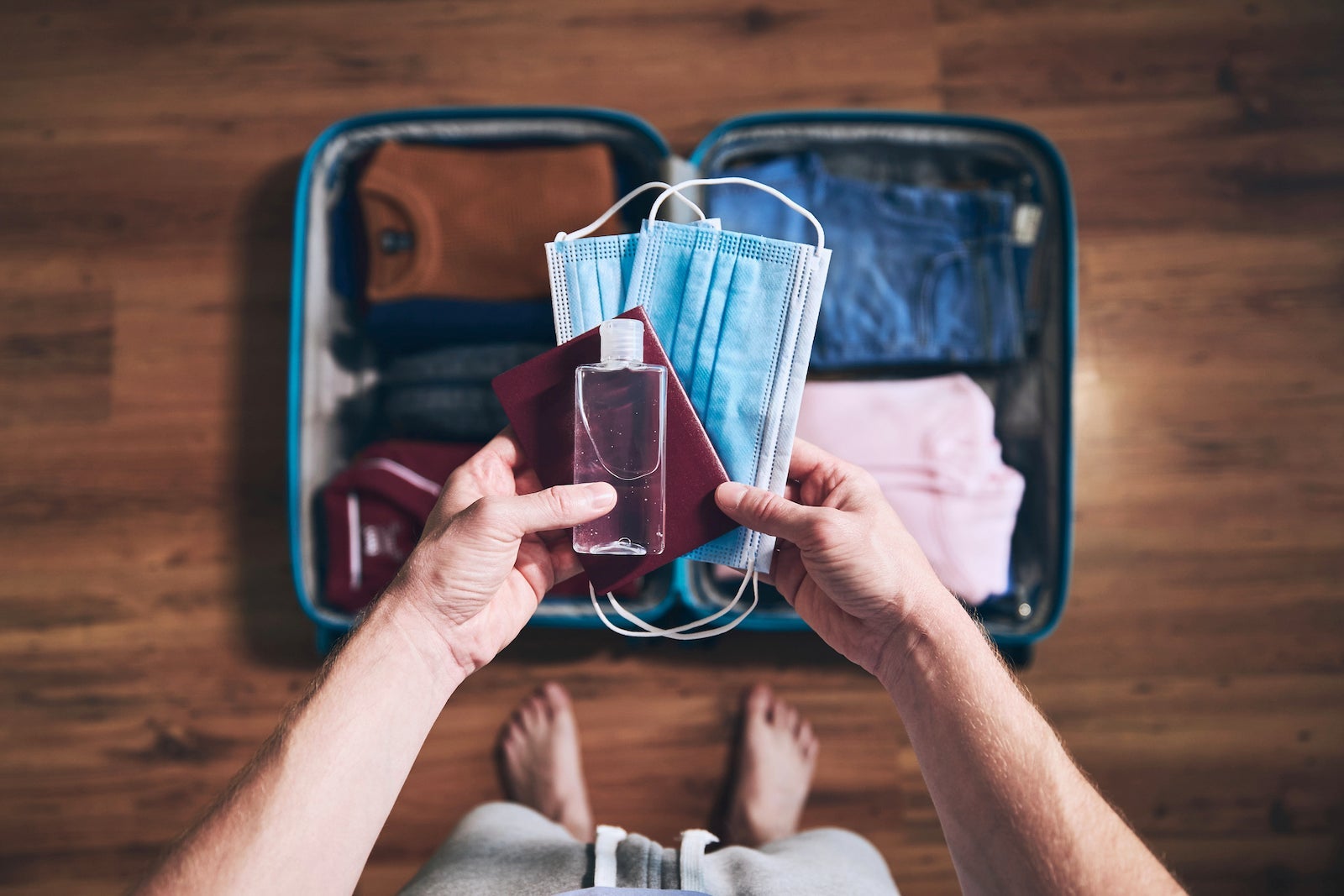 packing mask in suitcase
