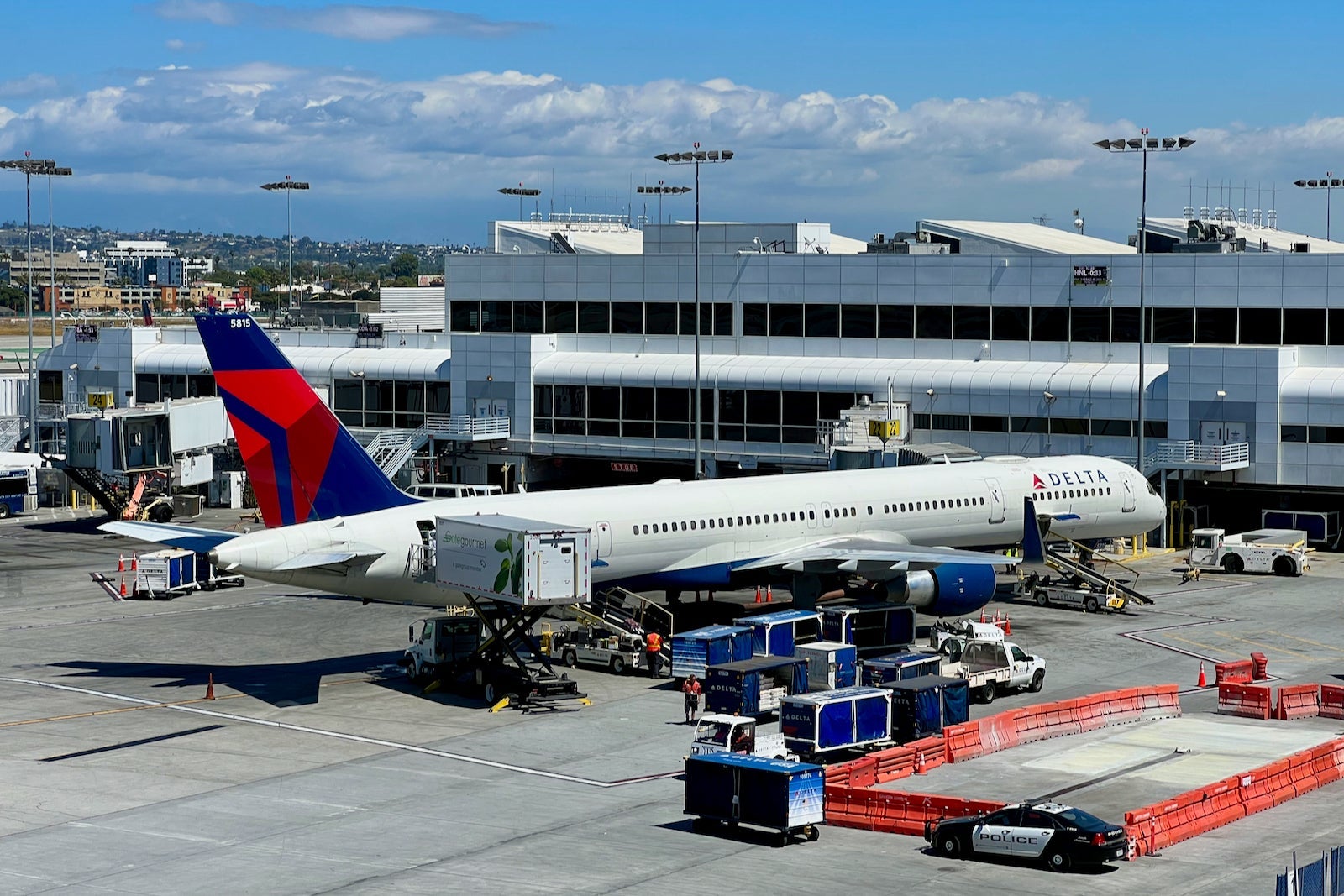 Delta aircraft