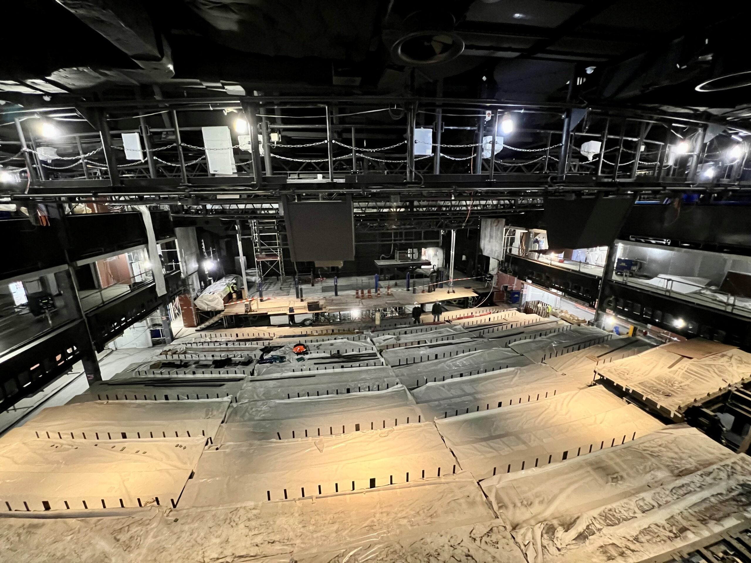 Norwegian Prima theater under construction