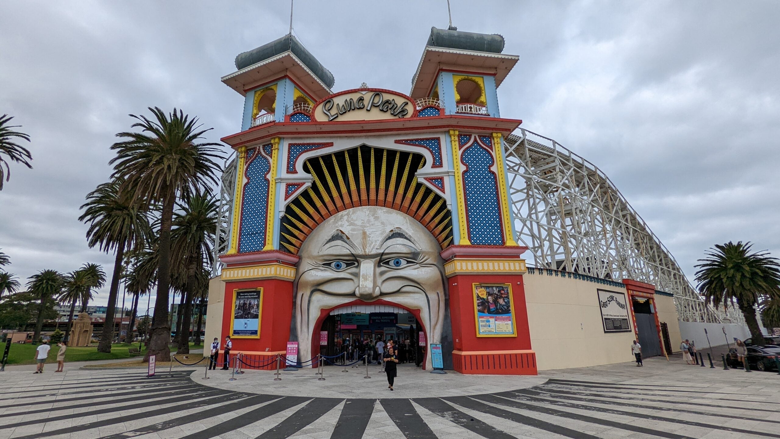 A colorful building in Melbourne.