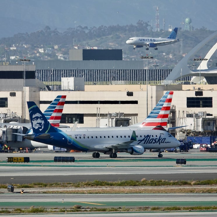 American eyes closer partnership with 'fiercely independent' Alaska Airlines, but not a merger