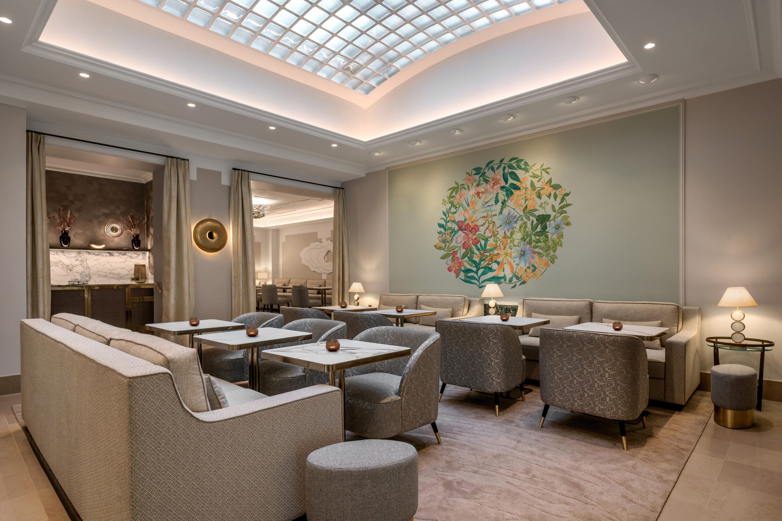 Hotel Camille Tapestry by Hilton Paris Gare de Lyon