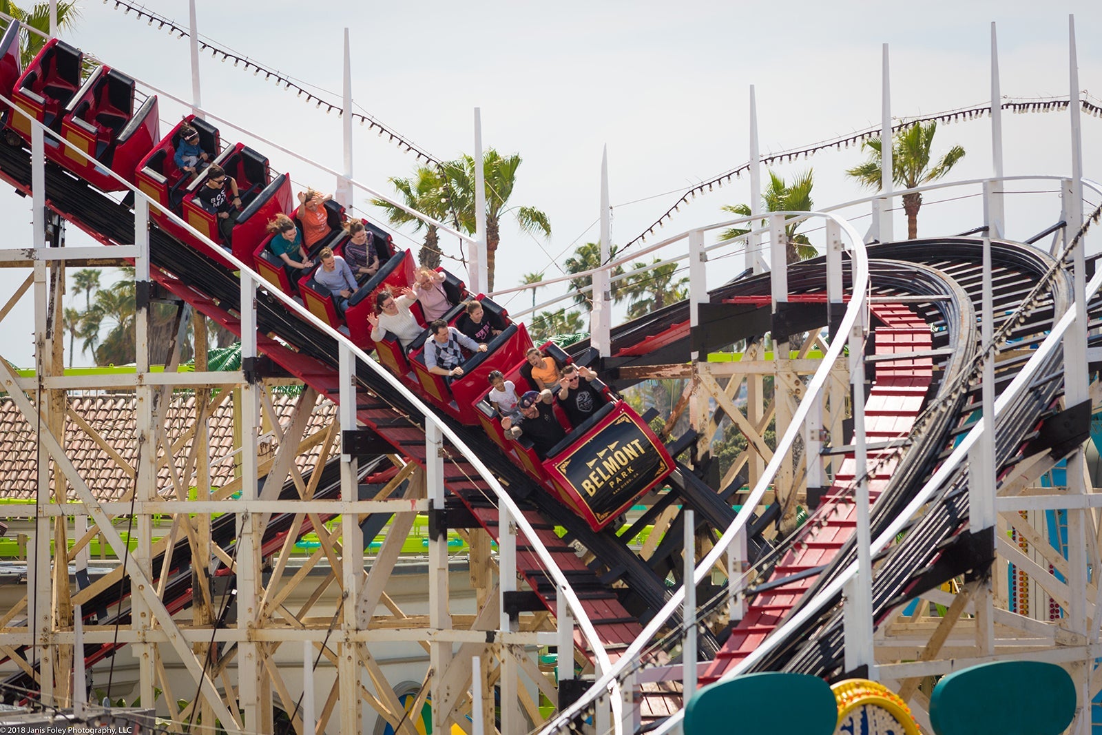 The Giant Dipper Roller Coaster (1)