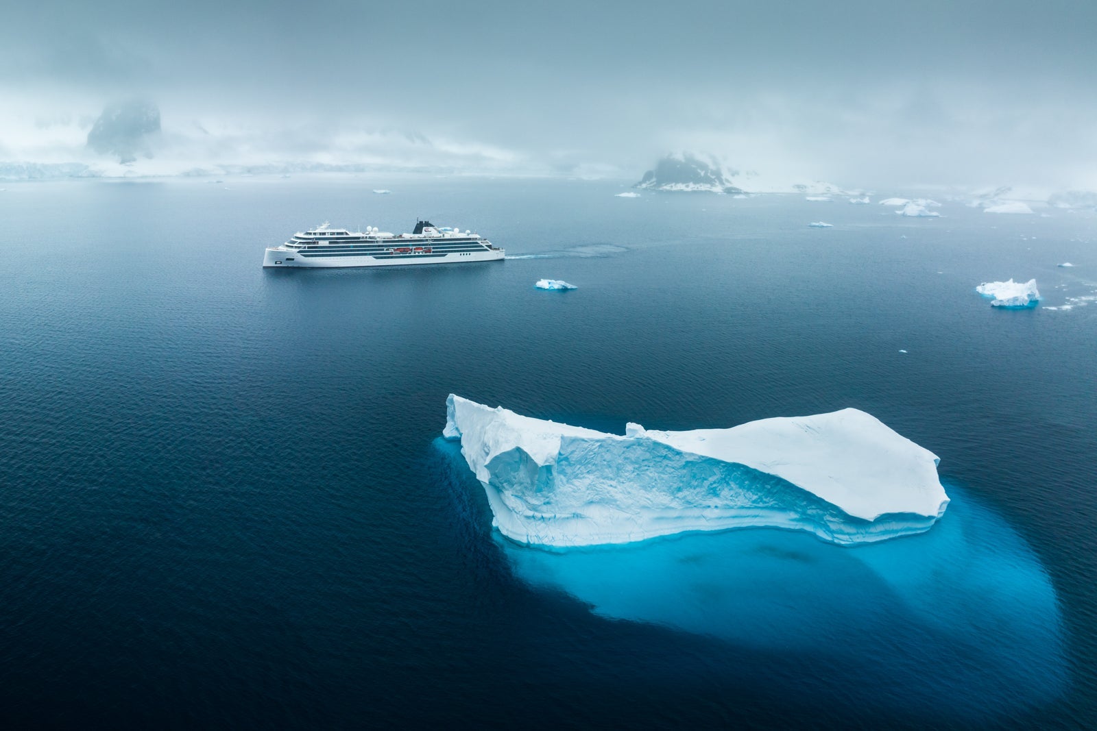 Antarctic cruise