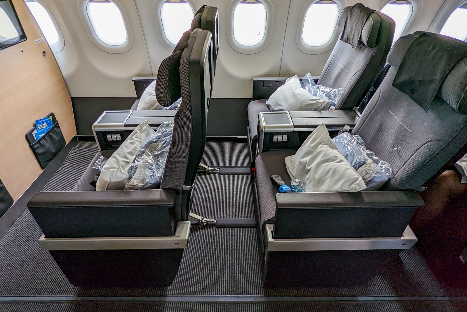 Flying premium economy on Scandinavian Airlines' new A321LR from