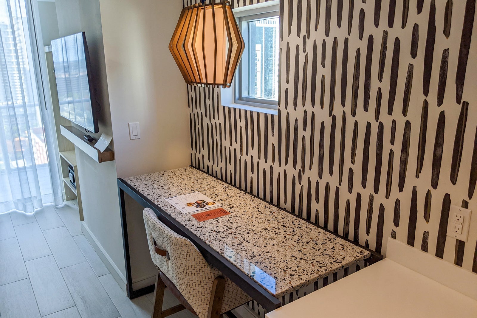 Atwell Suites Miami desk