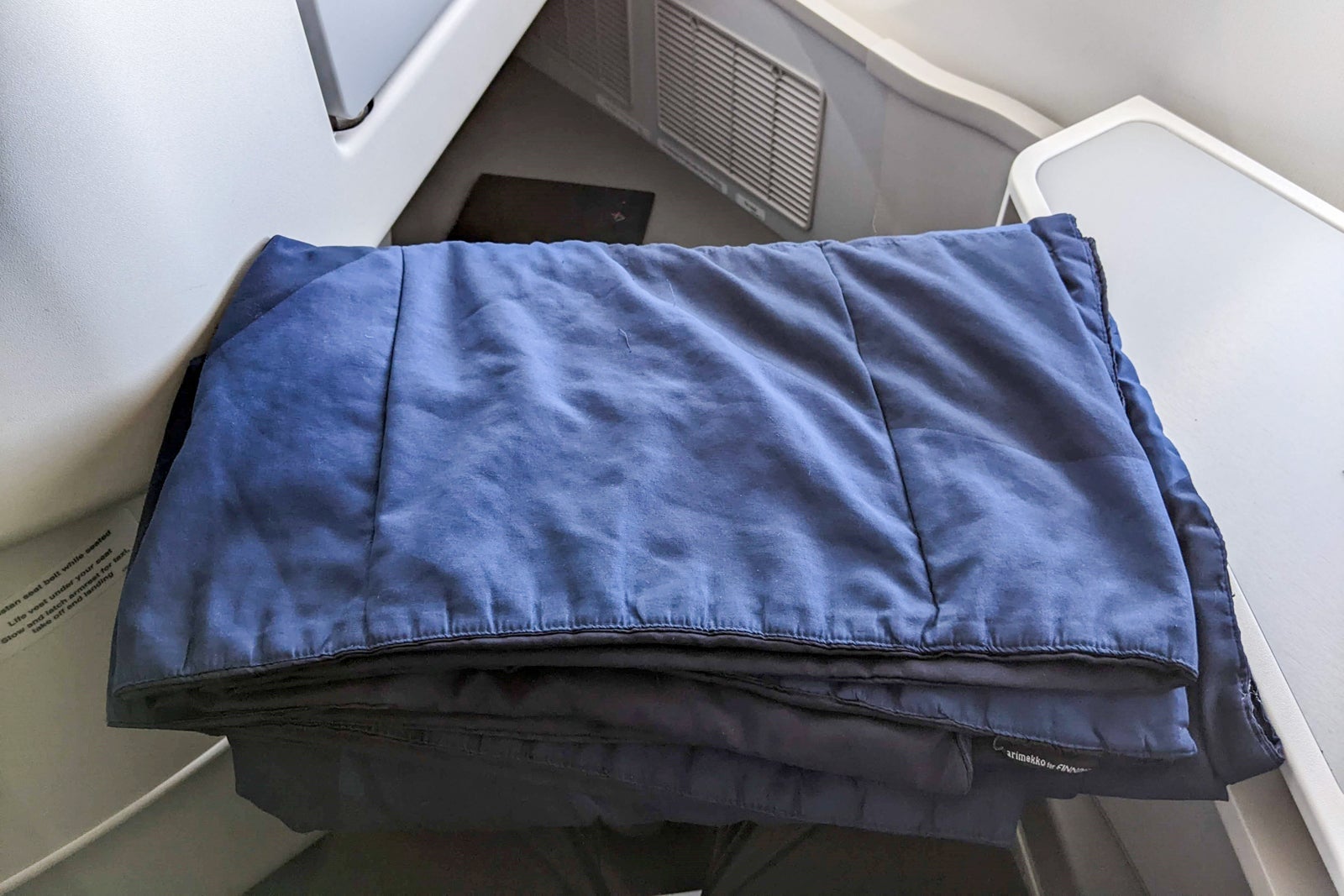 Finnair blanket
