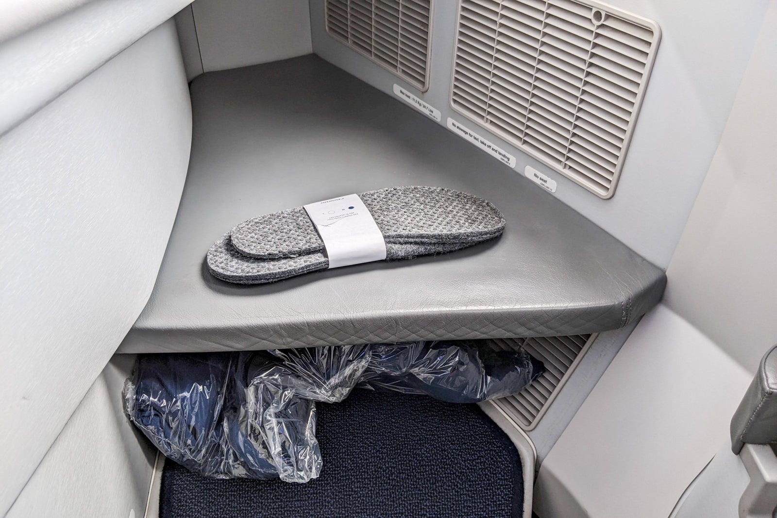 Finnair slippers