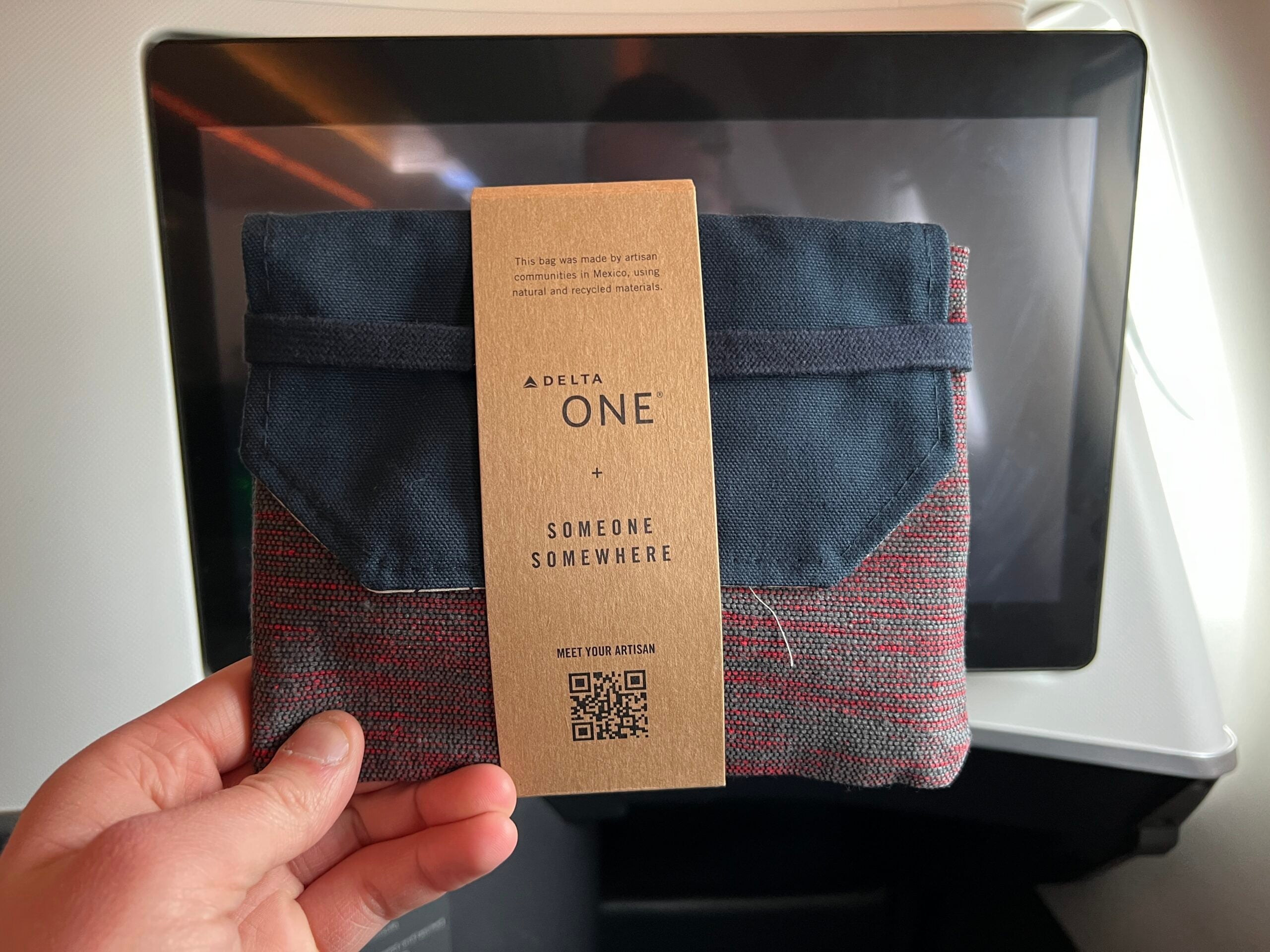 Delta One amenity kit