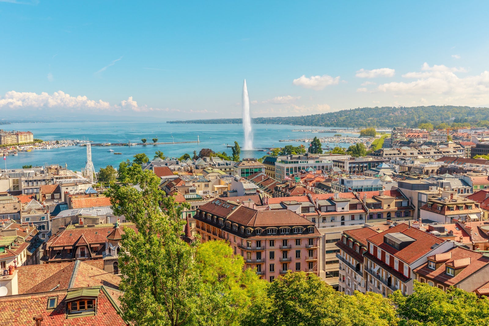 Geneva skyline cityscape, French-Swiss in Switzerland