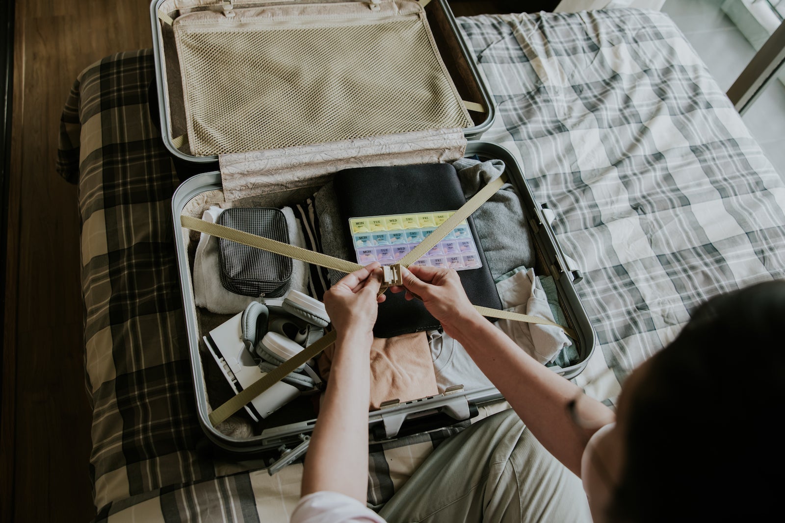 How to Pack Medicine in Checked Luggage: Essential Travel Tips