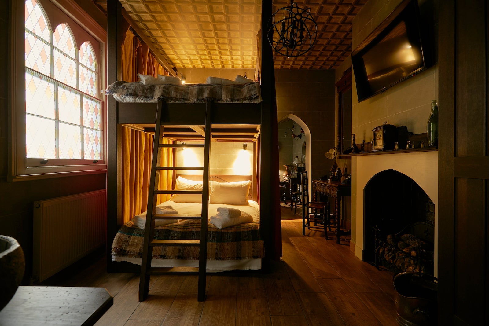 Wizard themed hotel room