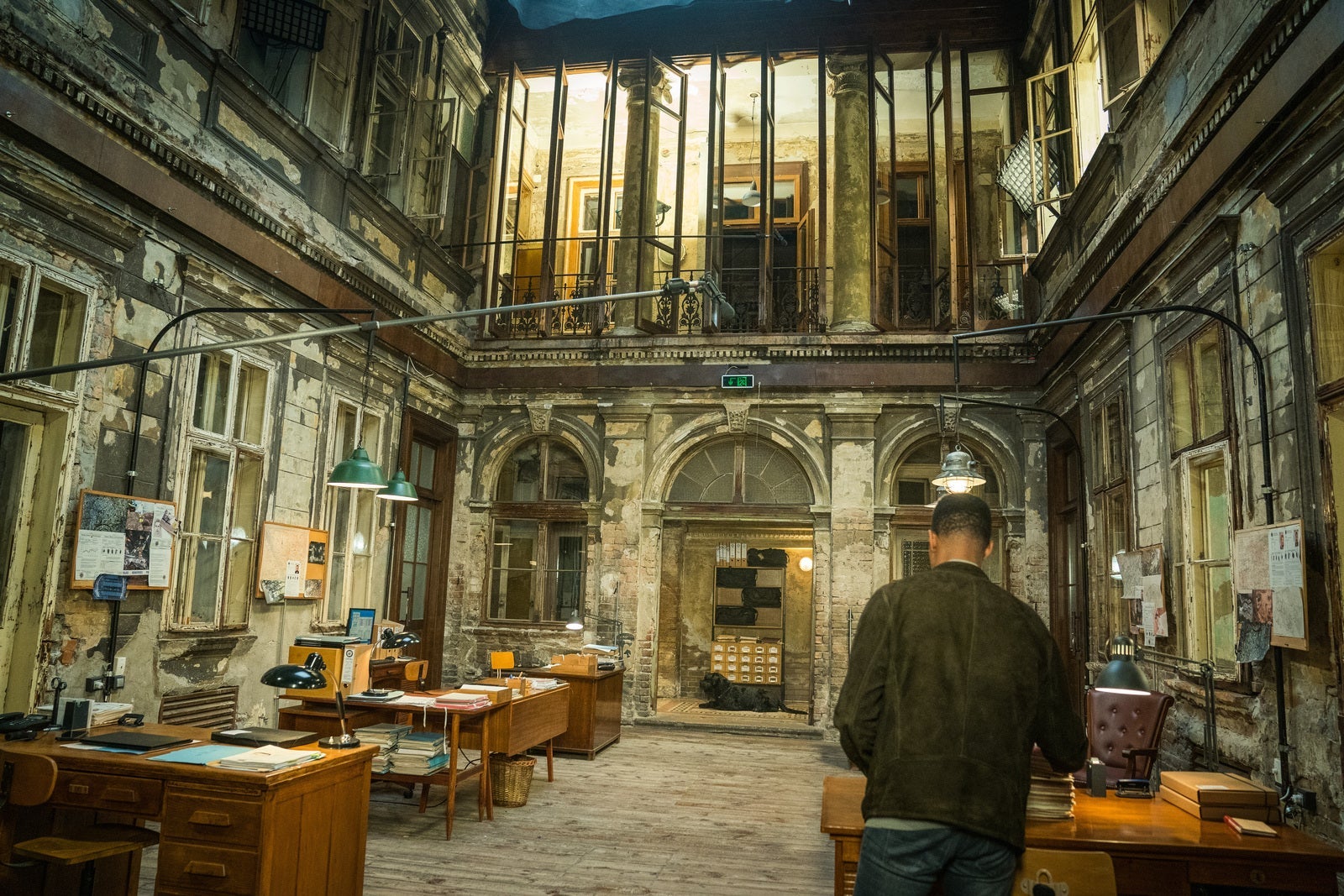 The "Fly Team" office in the pilot of "FBI: International"